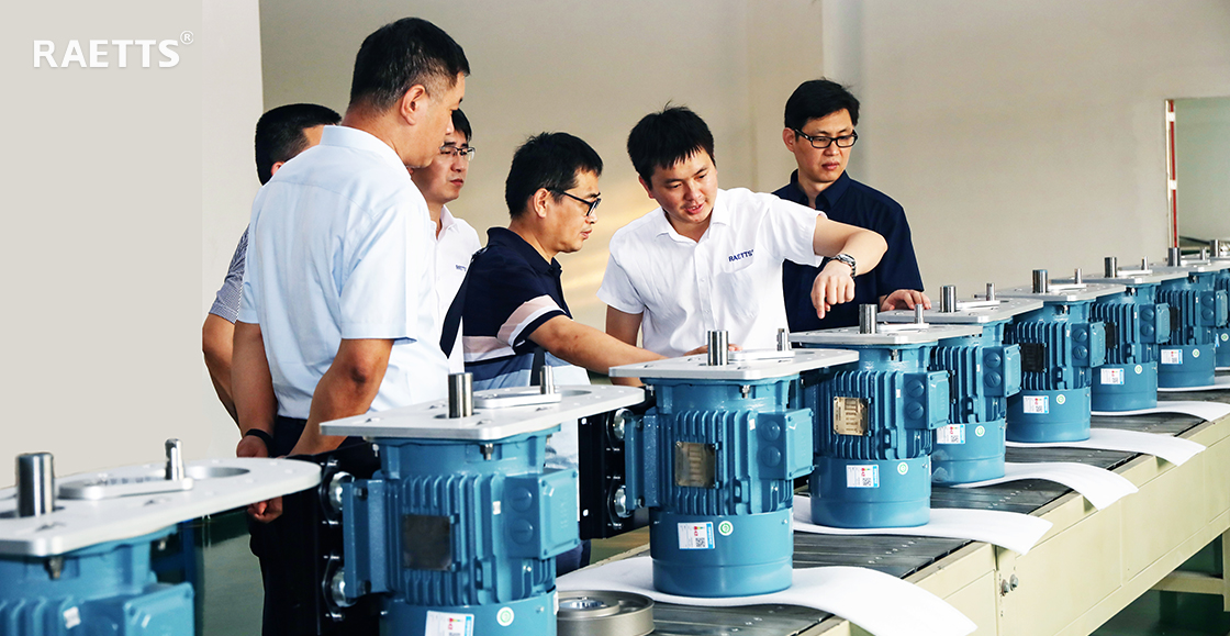 雷茨高速離心風(fēng)刀專用風(fēng)機.jpg